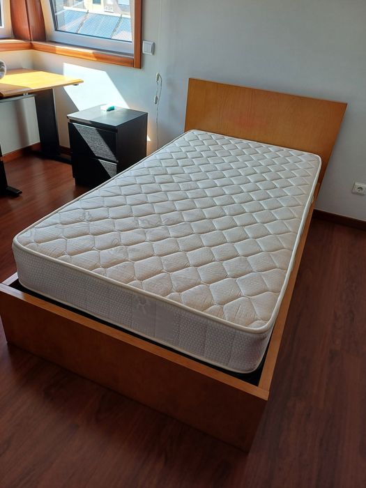 Cama de solteiro