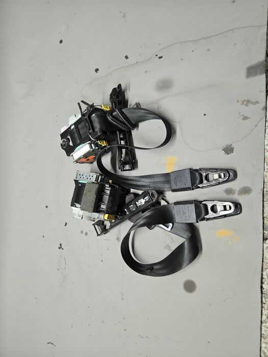 Pas pasy bezpieczenstwa prawy lewy przod audi a4 b8 s4 oryginal