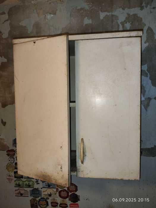 Продам два кухонных шкафчика кухня