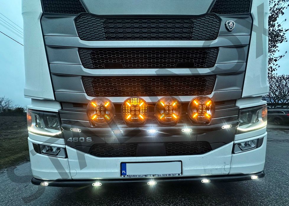 ORUROWANIE przednie na maskę Scania S / R malowane proszkowo