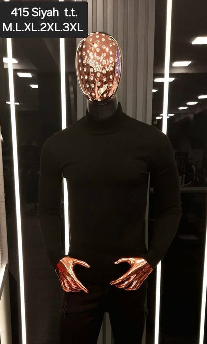 Чоловічий гольф loro piana