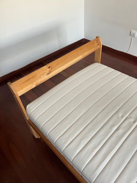 Cama + colchão 90cmx200cm