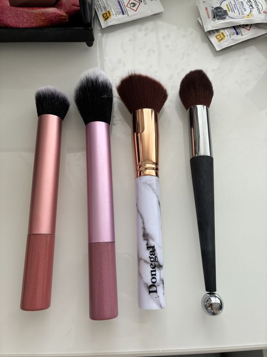 Zestaw pedzli do makijazu twazy