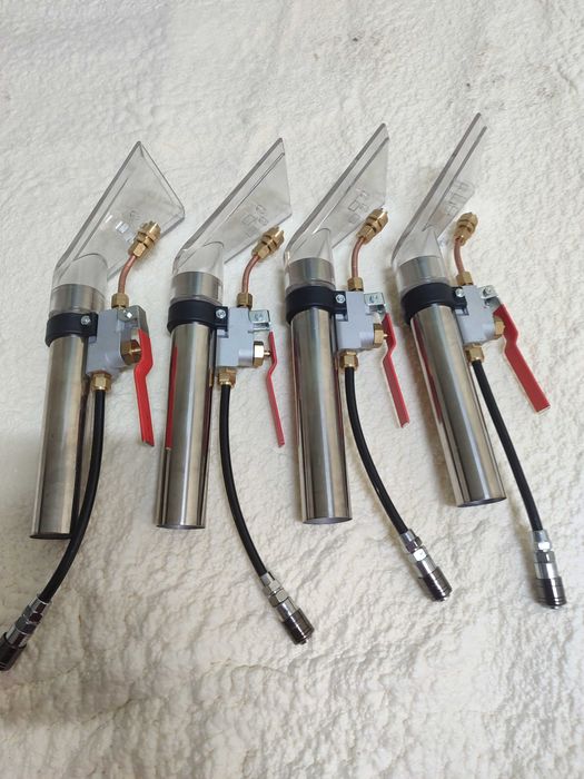 Насадка для хімчистки м'яких меблів