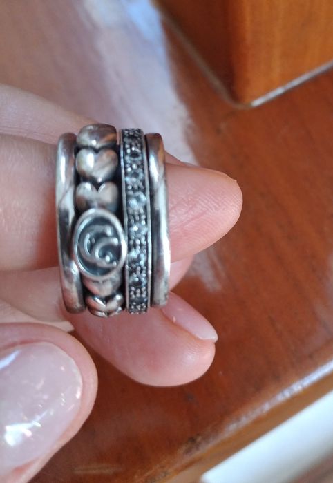 Anel Prata de Lei Anti Stress Circulos Rolam no Anel. Torres Vedras.