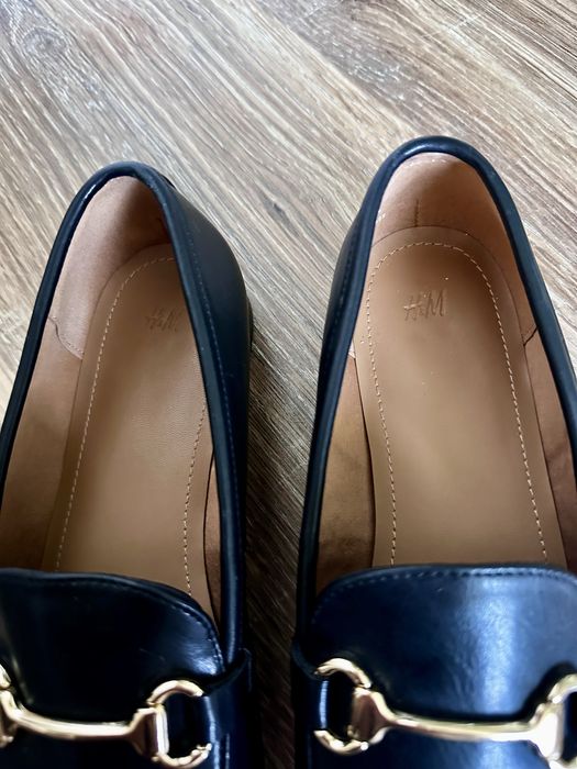 Czarne mokasyny eleganckie h&m