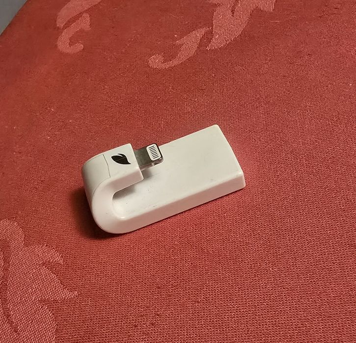 Adaptador sd card para Iphone, Ipad.. Leef iAccess Micro SD Reader for