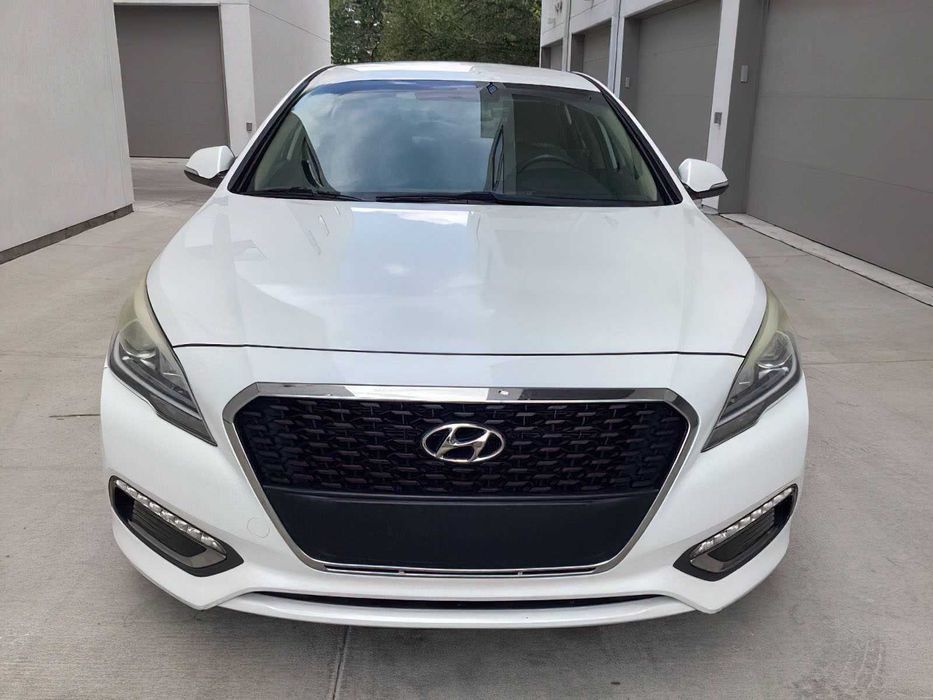Hyundai Sonata SE      2017