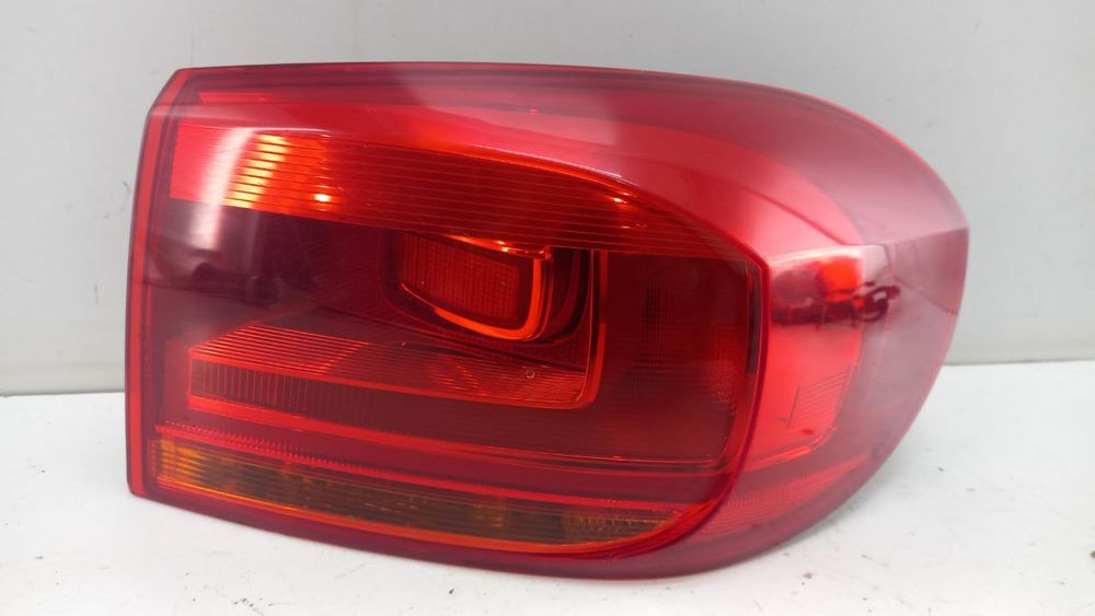 Фонарь задний правый стоп Volkswagen Tiguan 11-17 5N0945096Q