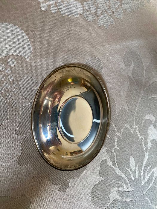 Pratinho de prata ovalado