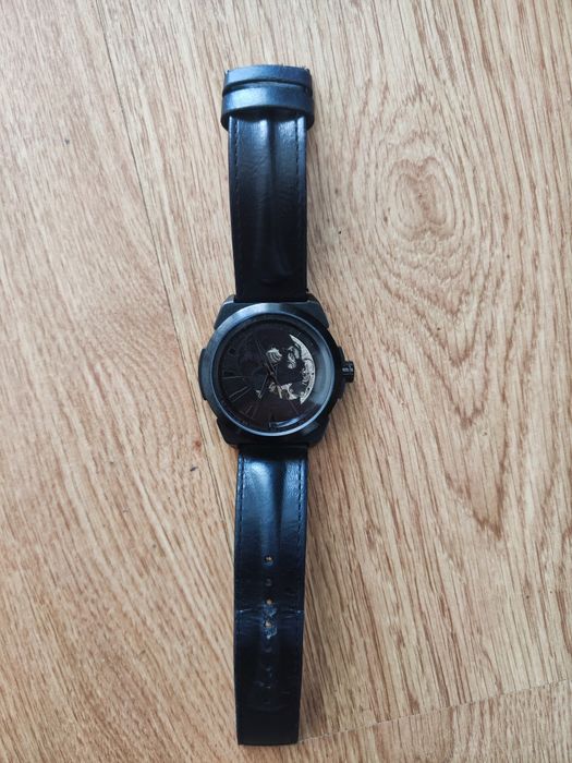 Relógio mecânico caveira Chilli beans