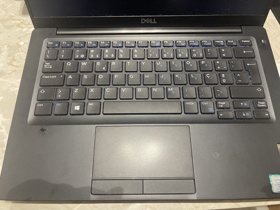 Dell latitude 7390- i5 8GEN