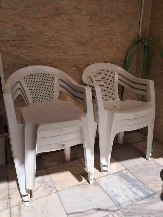 Cadeiras de Plástico