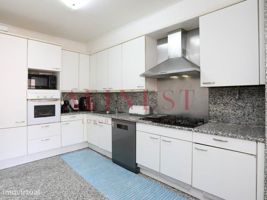 Apartamento T4 No Golden Park Nas Laranjeiras