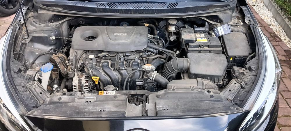 Samochód KIA cee'd HB