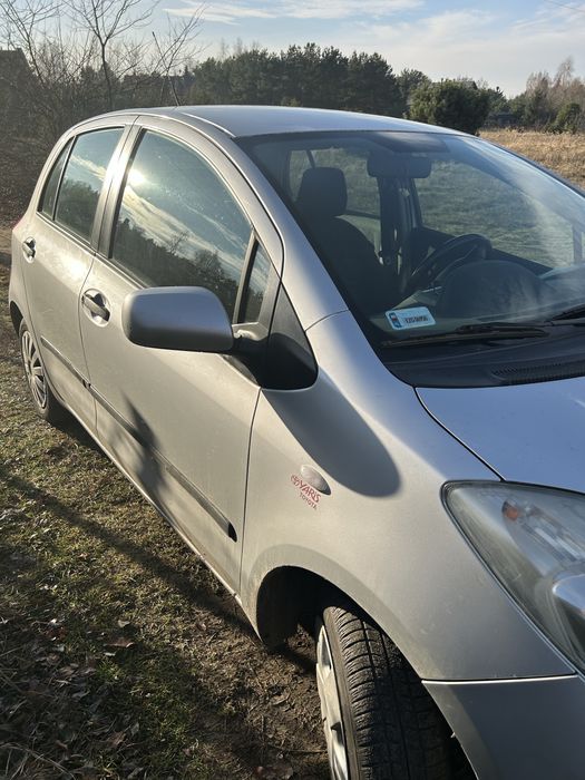 Toyota Yaris 1,3 ben,gaz2007
