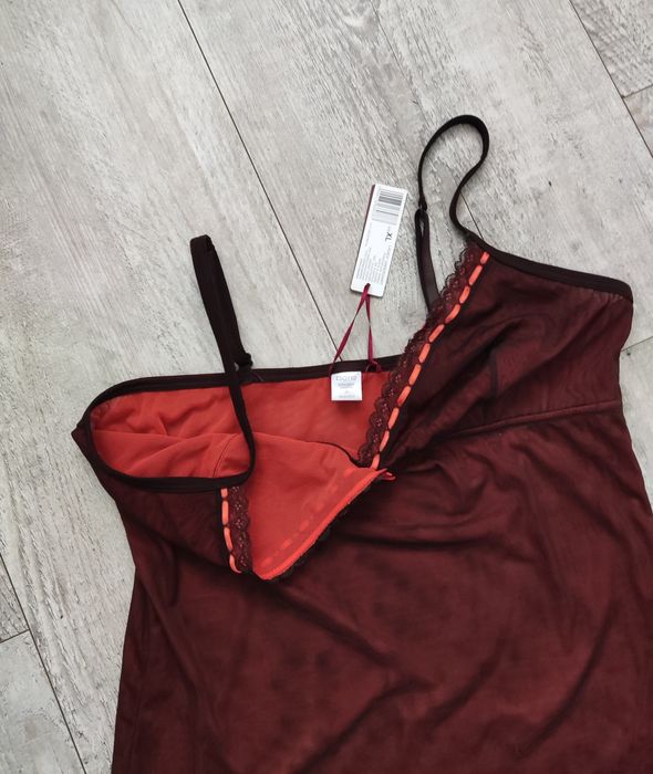 Nowa seksowna elastyczny topik 42 XL Esotiq