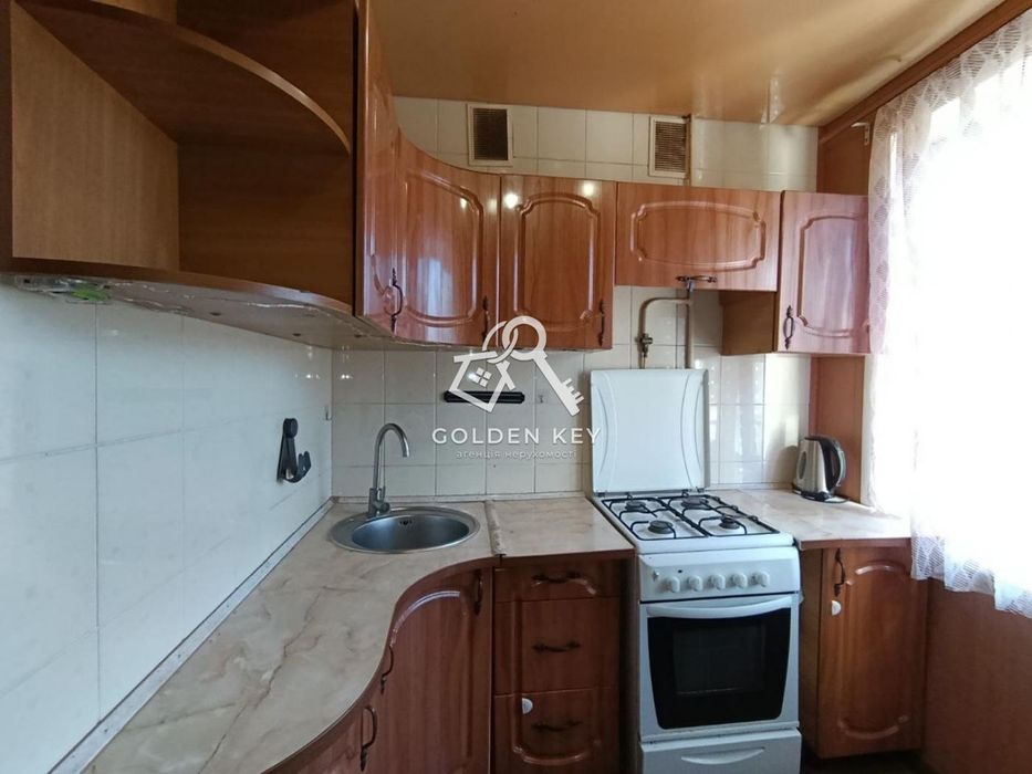 Продаж 2-кімнатної квартири на Космонавтів