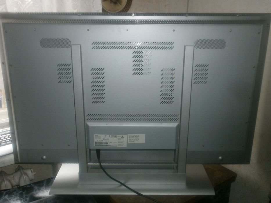 Плазма Philips 42PF3320\10 Франция.