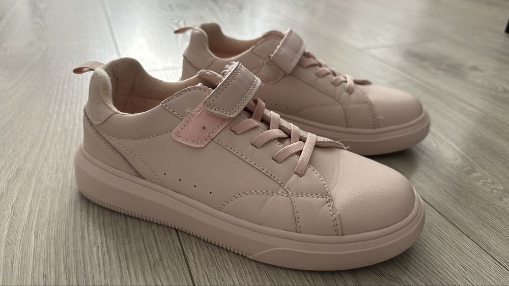 Buty reserved rozmiar 36 dziewczęce