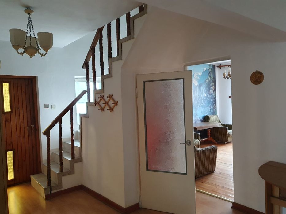 Bezpośrednio Dom w Józefowie koło otwocka w pięknej okolicy w centrum