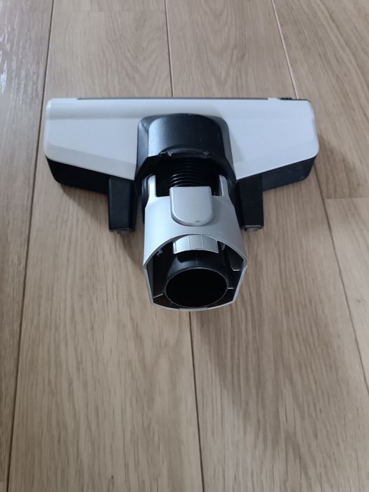 // Odkurzacz pionowy Bosch Athlet - turboszczotka