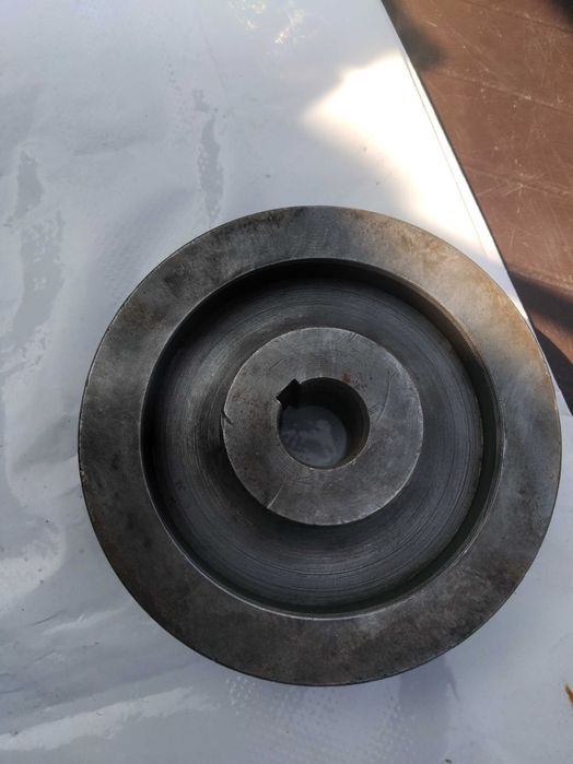 Шкив двухручейный (155мм х 25мм) в хорошем состоянии