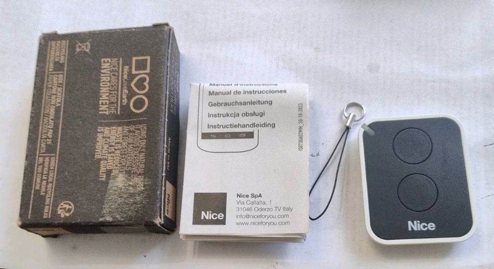 Оригінальний пульт для воріт та шлагбаумів Nice Era One ON2E (2-канальний)