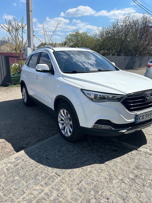 Авто FAW bestune x40
