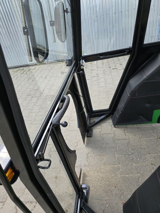 Kabina C360 Kabina ciągnikowa Kabina c360 Ursus C360
