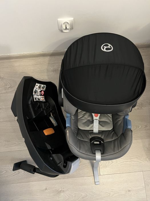 Fotelik łupina  Cybex Aton 5 z bazą