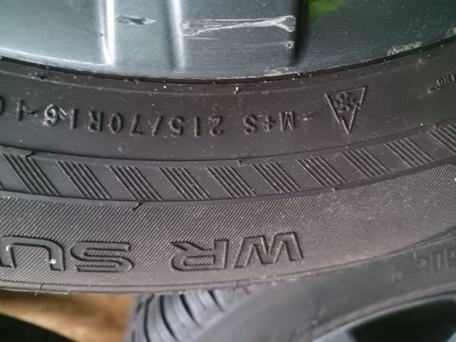 Alufelgi trafic Vivaro 5x114.3 215/70R17