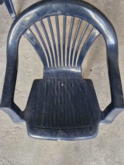 Krzesło plastikowe