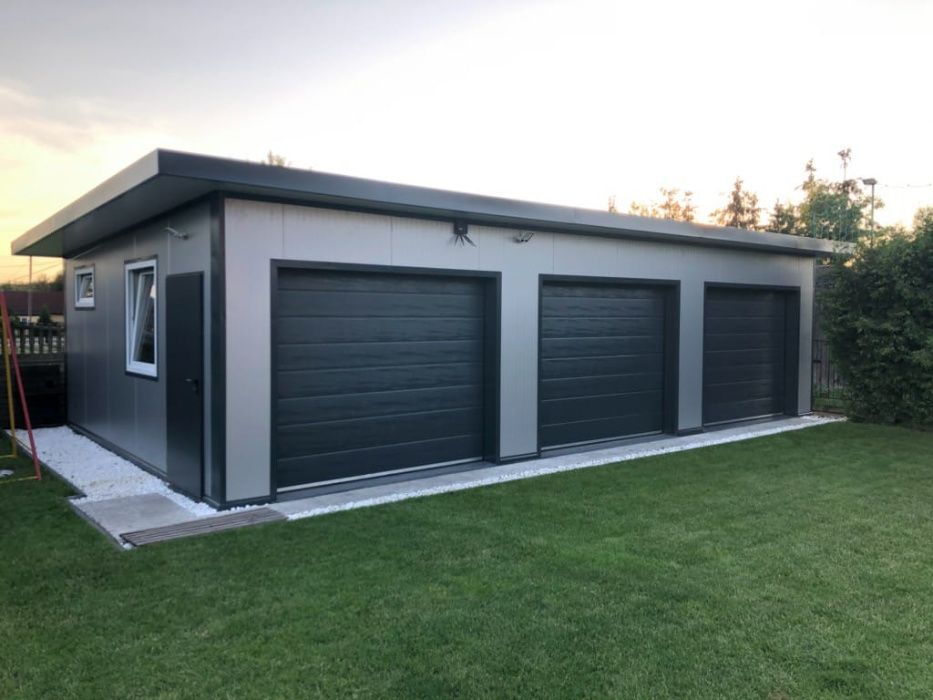 Producent Brama garażowa segmentowa Bramy garażowe przemysłowe 3,88*2