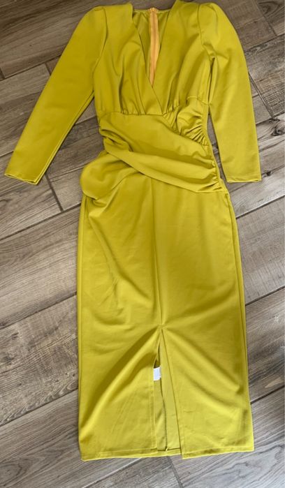 Vestido Midi Amarelo Lima com Draping | Novo sem etiquetas