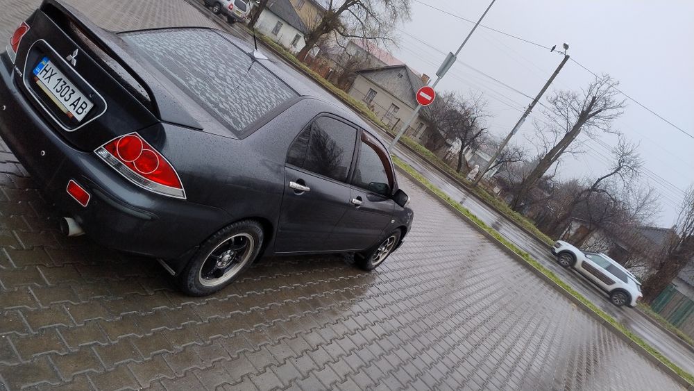 Авто продається в кредит  так і за готівку кого цікавить звоніть!!!