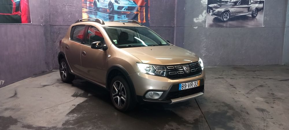 Dacia Sandero Stepway Bi Fuel Nacional 0.9 TCe 70.000 Km