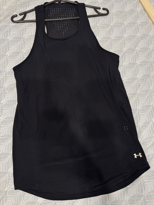 Оригінальна чорна жіноча спортивна майку Under Armour