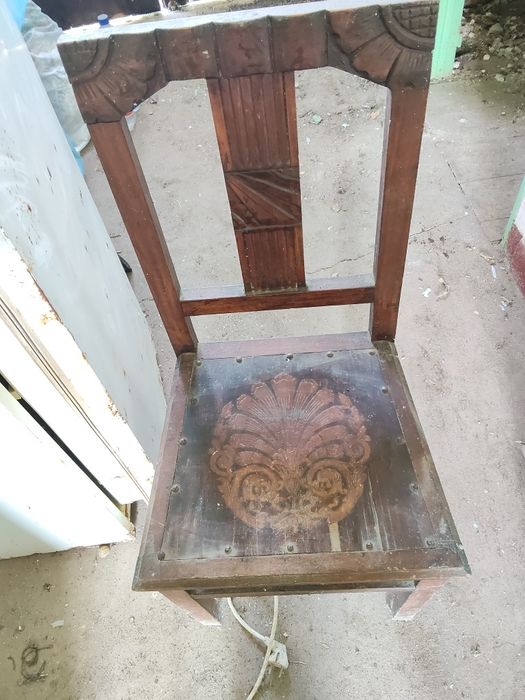 Mesa + cadeiras para retauro