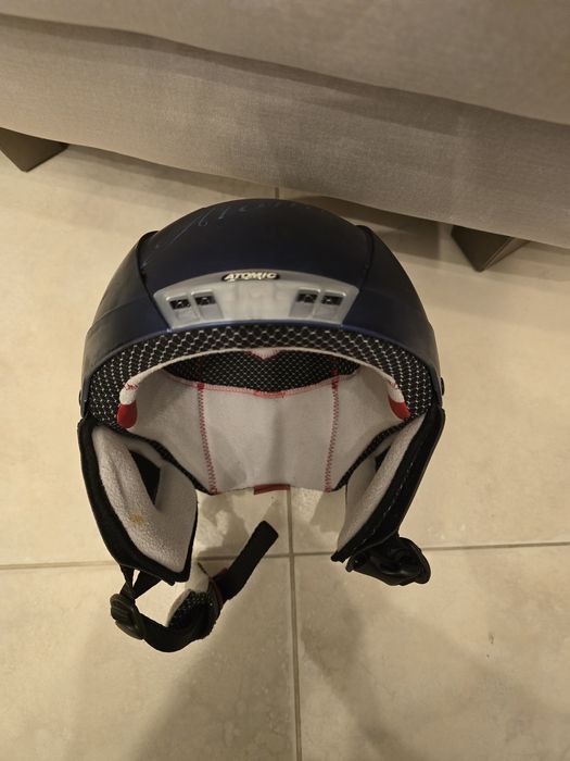 Kask narciarski Atomic