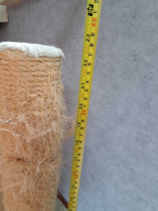 Когтеточка для кота столбик