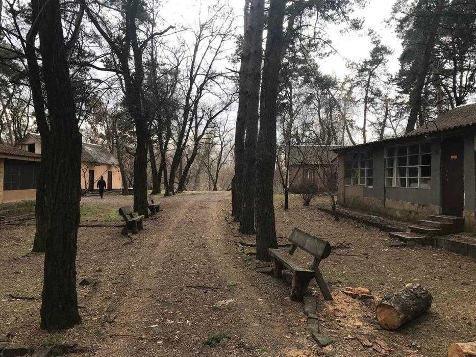 Продам базу отдыха 4 Га в Обуховке