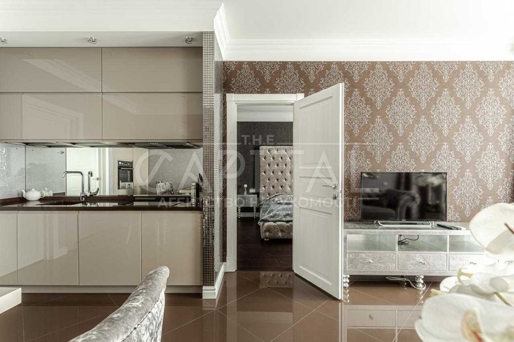 Apartment in Kyiv - View 3