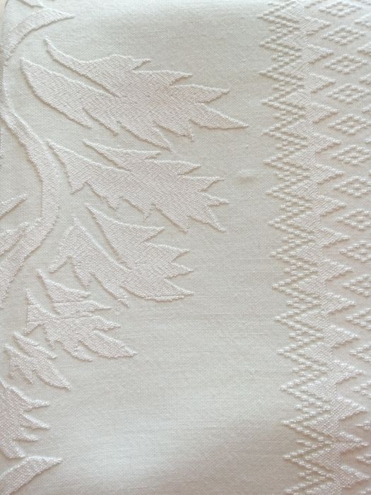 Colcha antiga em seda