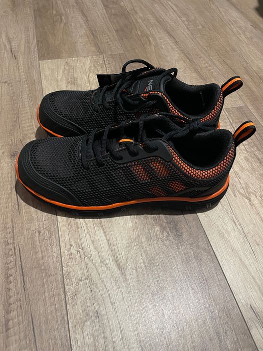 Buty robocze z noskiem