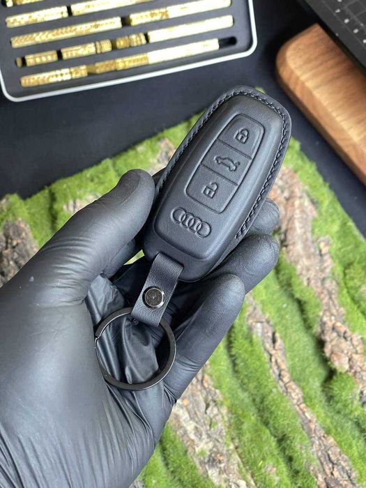 ЯКІСТЬ 100% Чохол на ключ ауді, Кожаний чехол audi, Брелок ауді, а4 а5 а6 а7 q5 q7