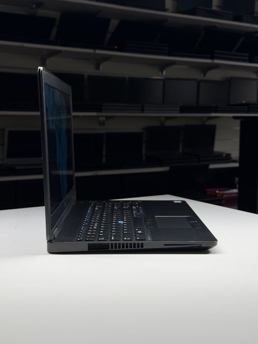 Laptop Biznesowy Dell Latitude E5570 |15"| i5-6gen 8GB RAM 256GB SSD