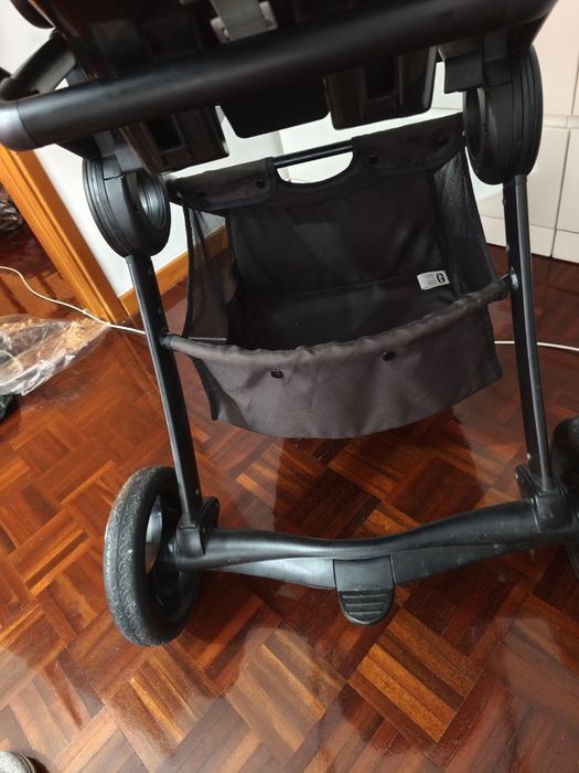 Carrinho de bebé Chicco Urban