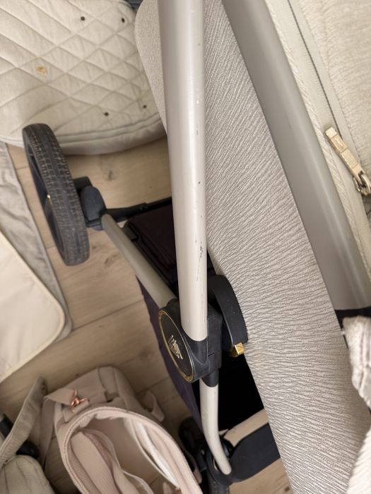 Venicci upline 2w1 gondola i spacerowka caly komplet + baza i fotelik samochodowy