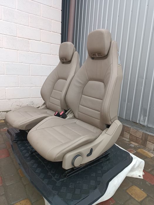 Сидіння Мерседес W207 Кабрио Купе Mers Сиденья відкидні Рекаро Ваз Нив
